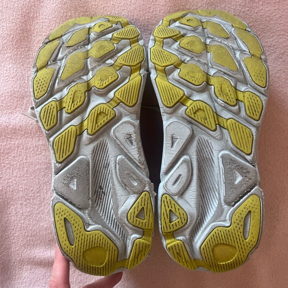 Hokas Clifton's - Picture 7 of 8